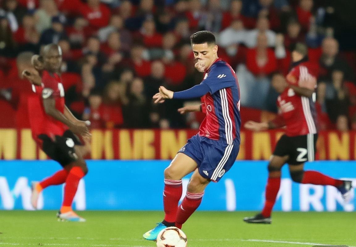 利物浦欧冠惨败安菲尔德，防线崩盘克洛普陷信任危机，新援努涅斯加克波哑火